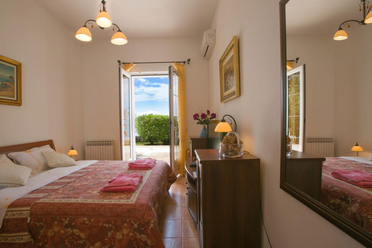 Royal Holiday Apartments סבטי סטפן מראה חיצוני תמונה