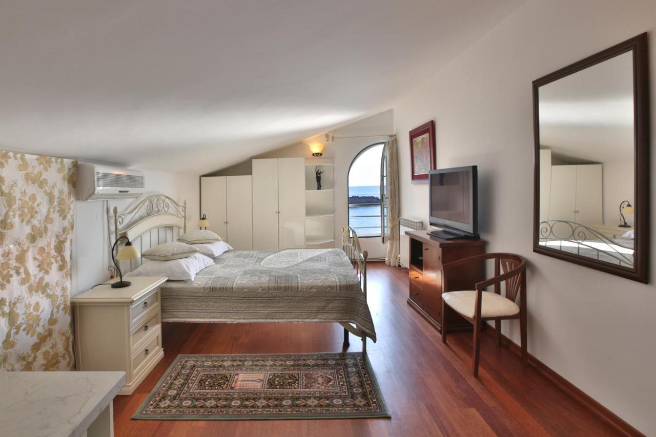 Royal Holiday Apartments סבטי סטפן מראה חיצוני תמונה