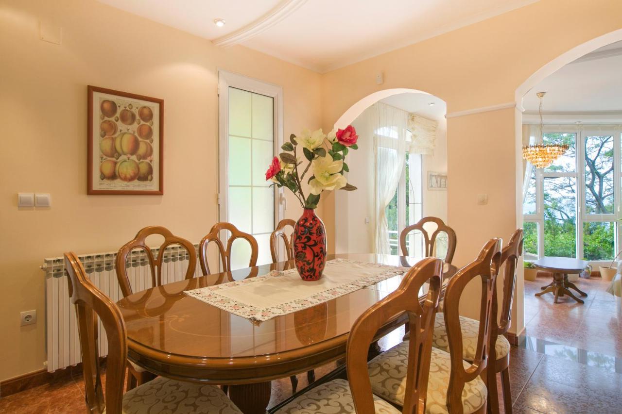 Royal Holiday Apartments סבטי סטפן מראה חיצוני תמונה