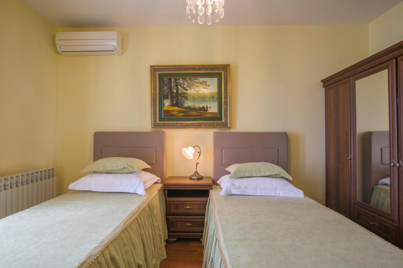 Royal Holiday Apartments סבטי סטפן מראה חיצוני תמונה