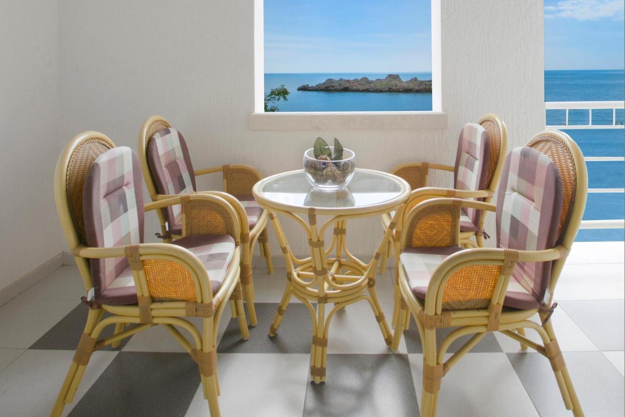 Royal Holiday Apartments סבטי סטפן מראה חיצוני תמונה