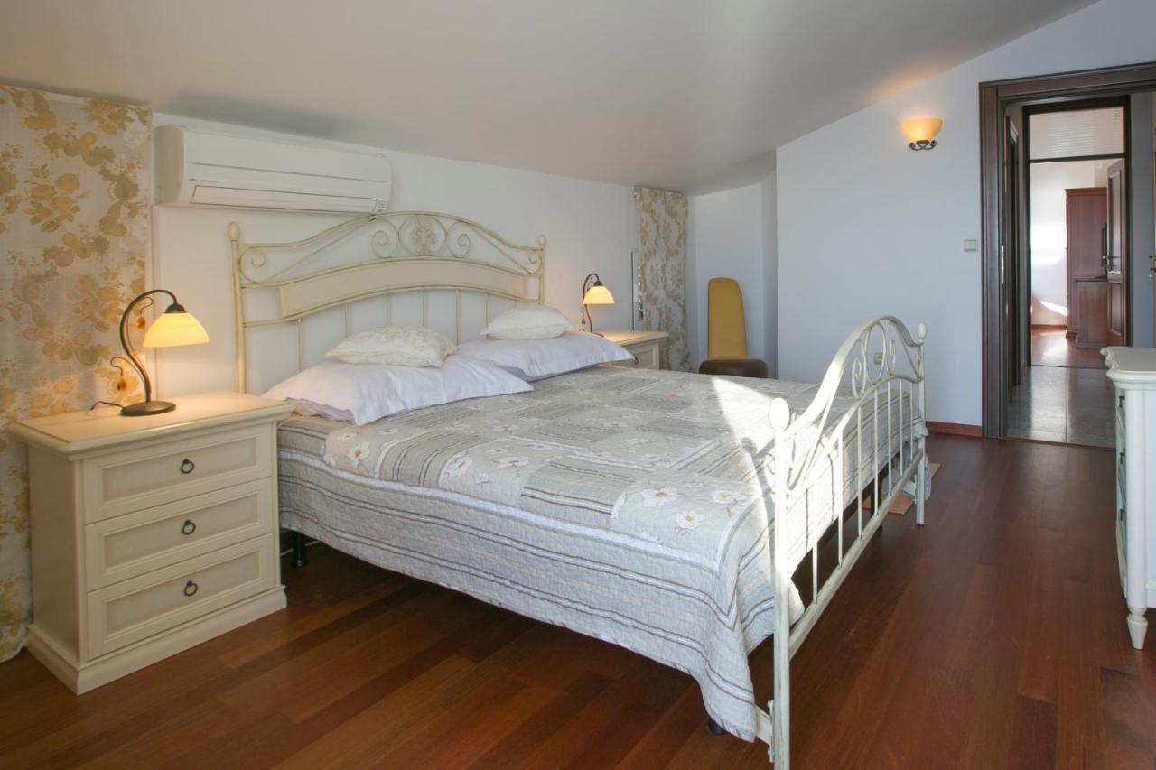 Royal Holiday Apartments סבטי סטפן מראה חיצוני תמונה