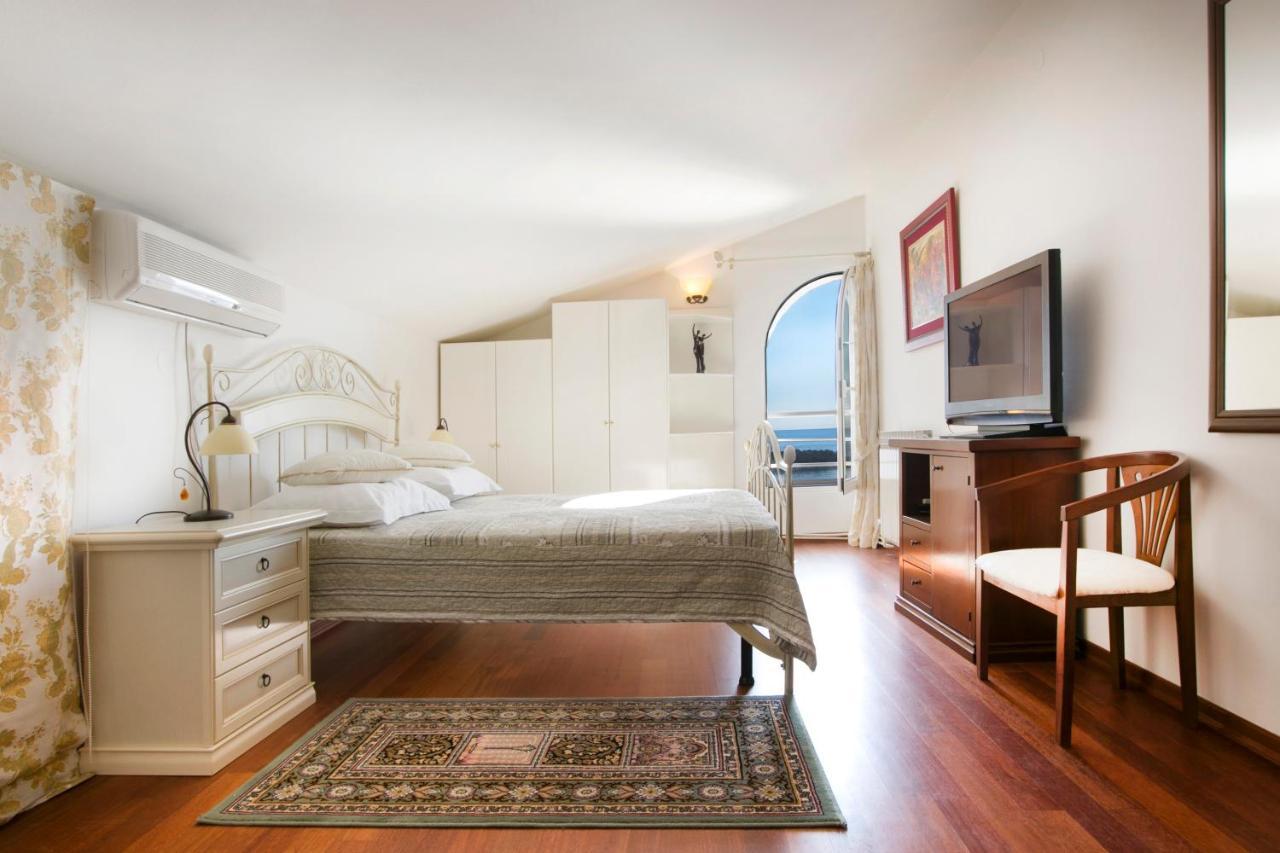 Royal Holiday Apartments סבטי סטפן מראה חיצוני תמונה