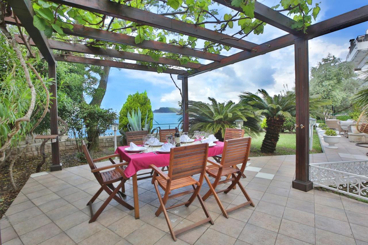 Royal Holiday Apartments סבטי סטפן מראה חיצוני תמונה