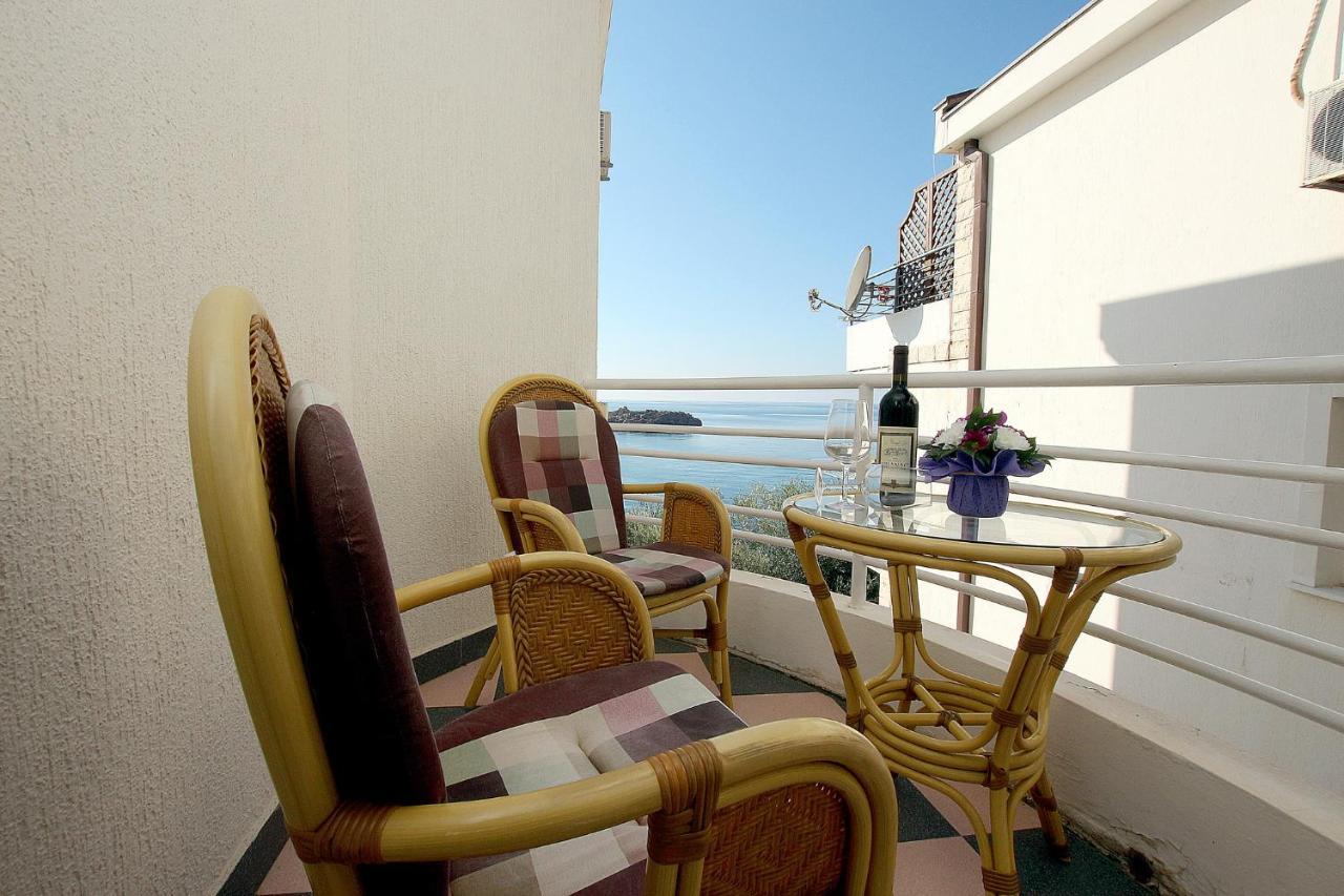 Royal Holiday Apartments סבטי סטפן מראה חיצוני תמונה