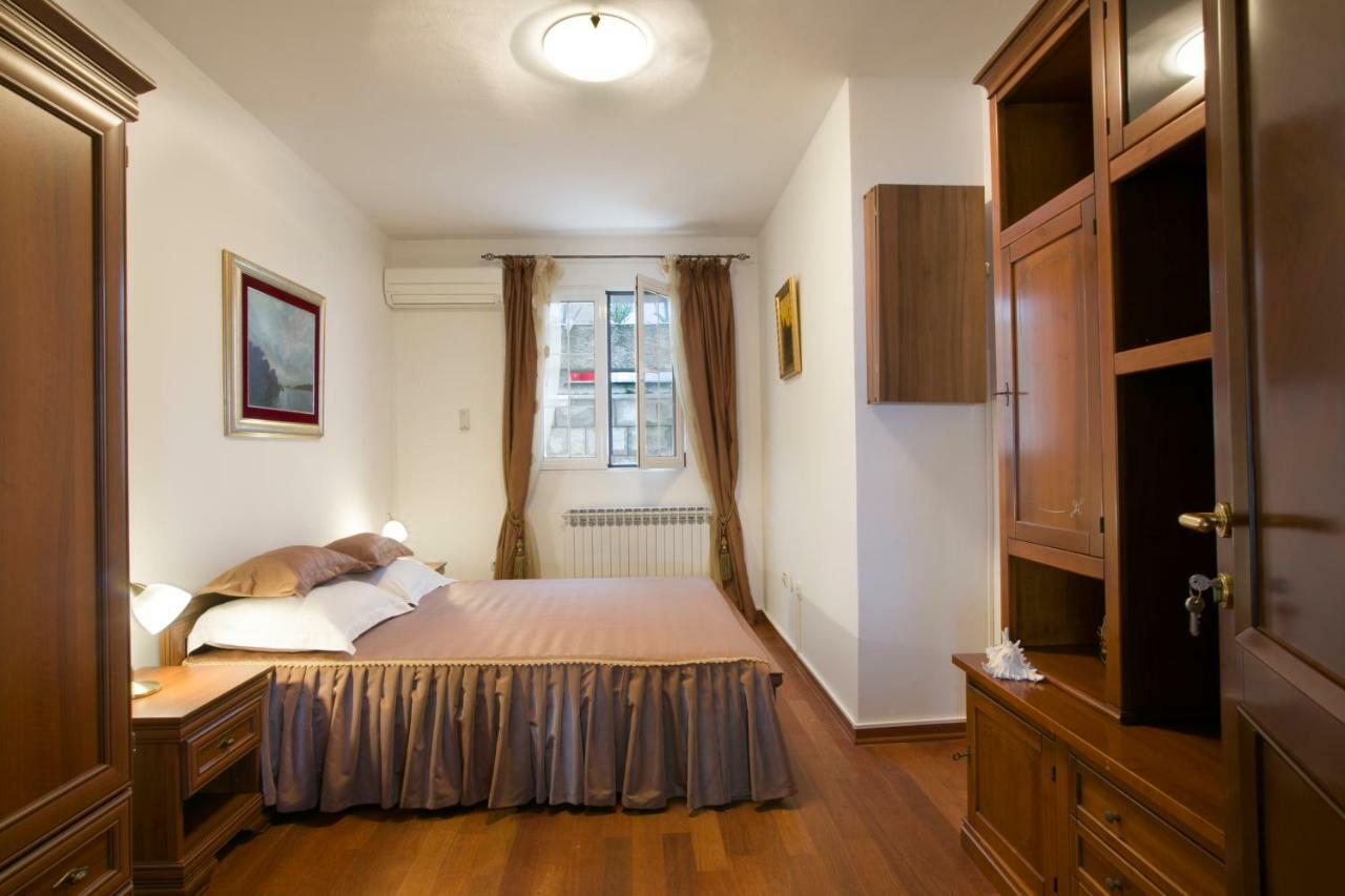 Royal Holiday Apartments סבטי סטפן מראה חיצוני תמונה